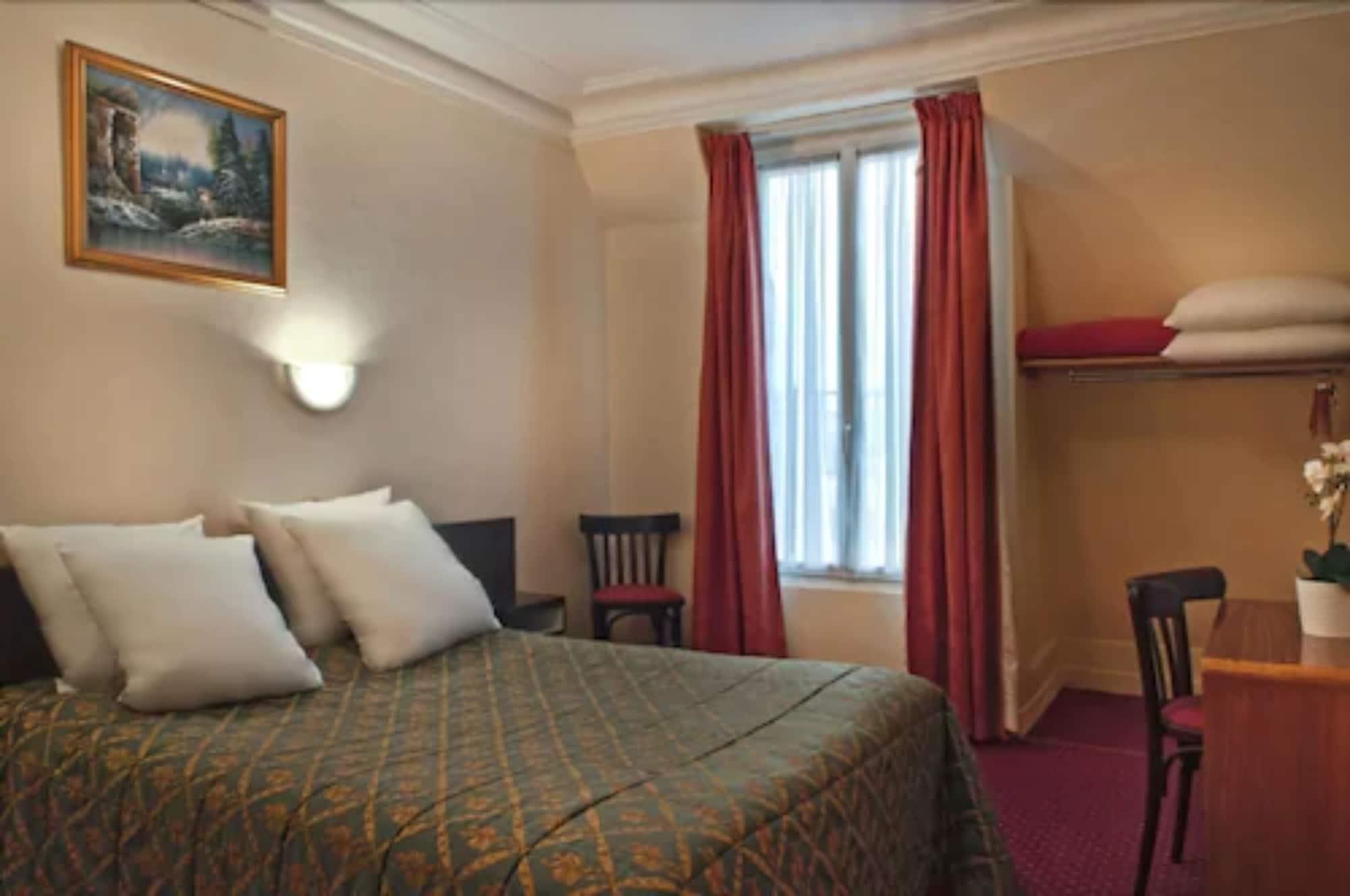 La Vieille France 3*